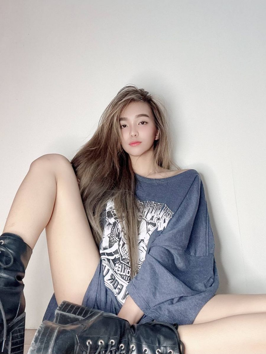 HAILEE Manila Companion Manila Escort Service